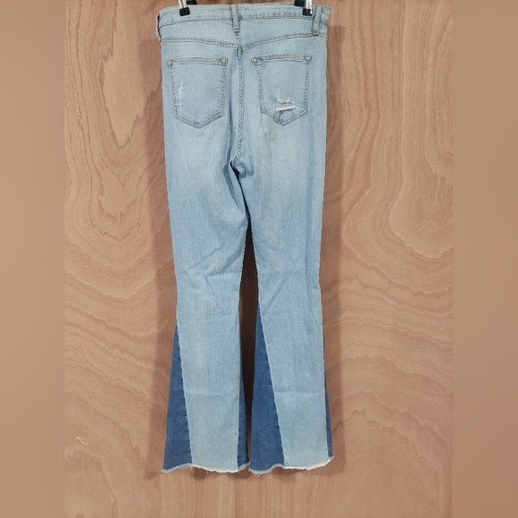 Fashion Nova size 15 2 tone flare Jeans. - Picture 4 of 4